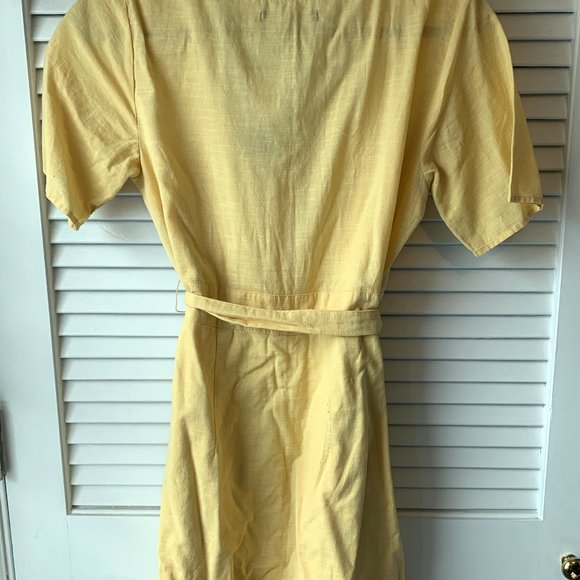 Yellow Abercrombie & Fitch Button Down Dress NWT - Picture 4 of 5